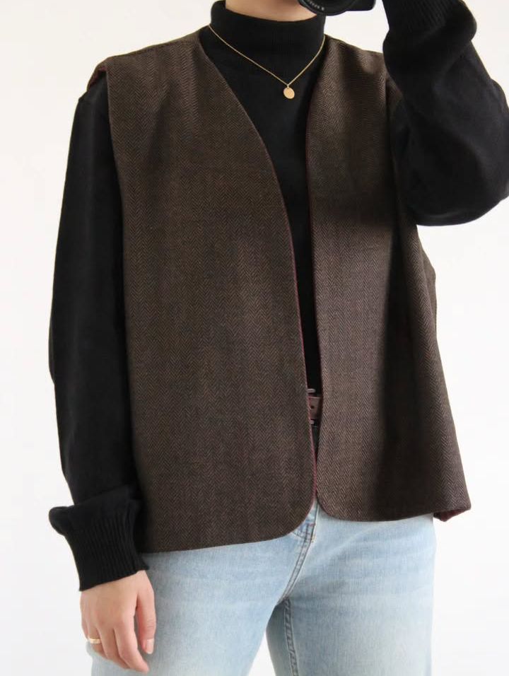 وست پشمی آستری دار رنگ قهوه‌ای